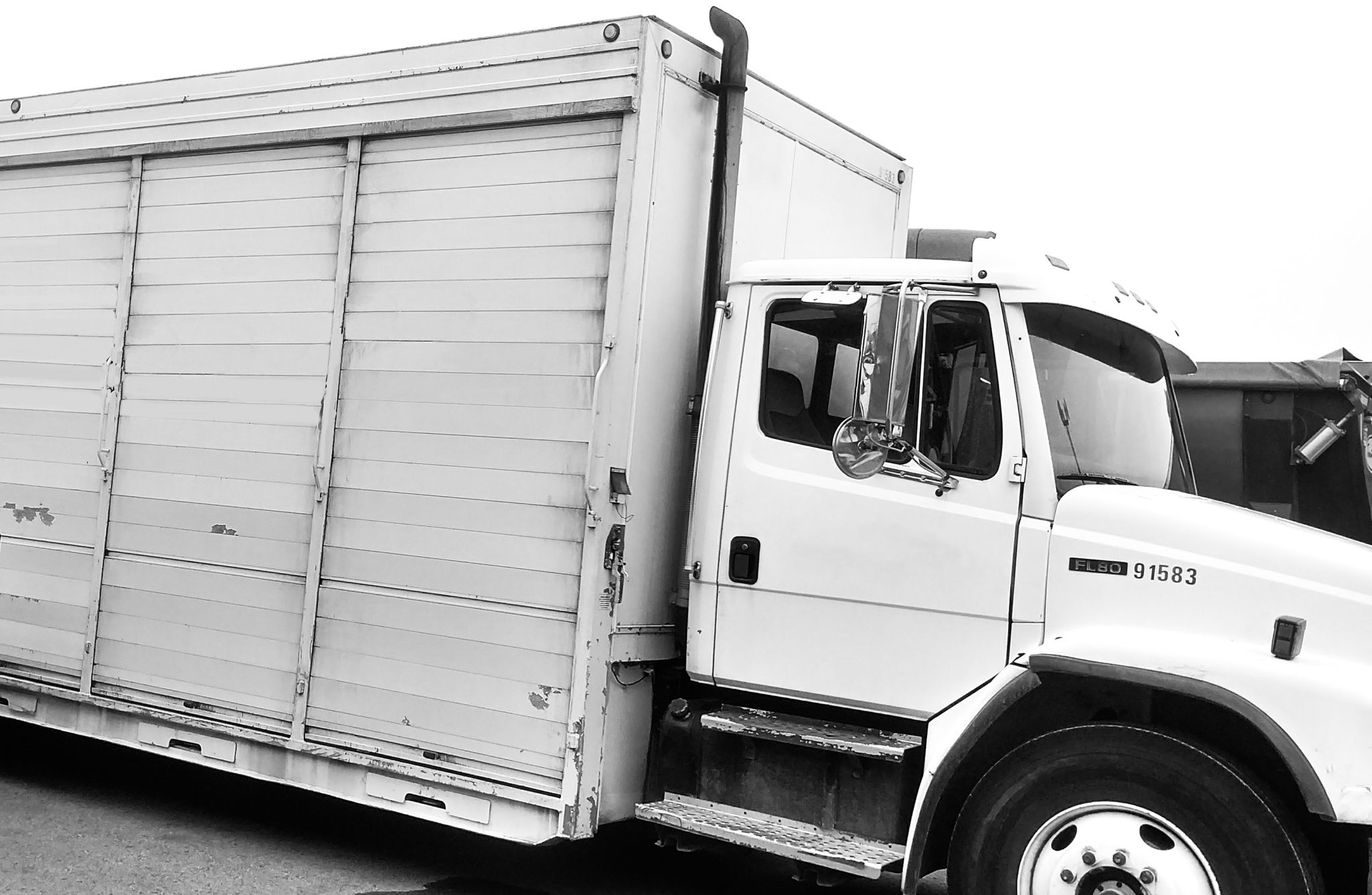 Complete Trailer & Truck Body Manufacturer | CFT Inc.
